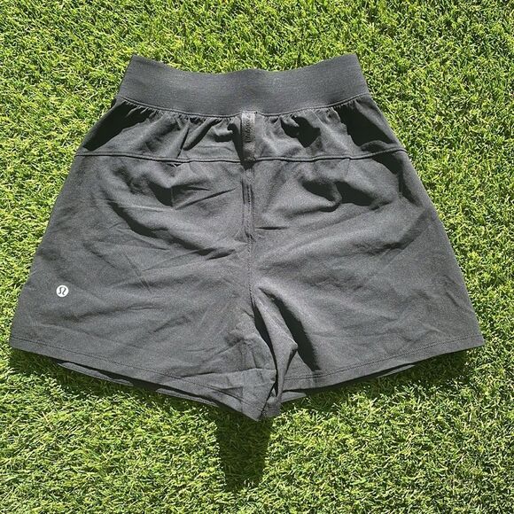 NEW LULULEMON License to Train High-Rise Shorts - Picture 7 of 11